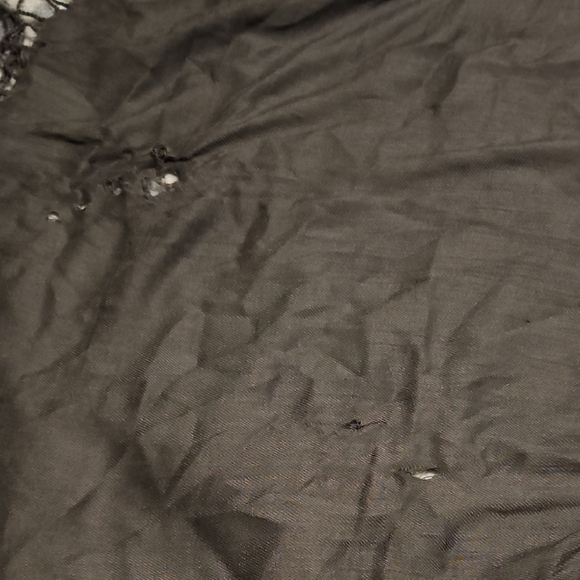 3 Comfy Thread Womens Gray Black Brown 100% Polyester Fringed Scarves Wraparound - Picture 4 of 9